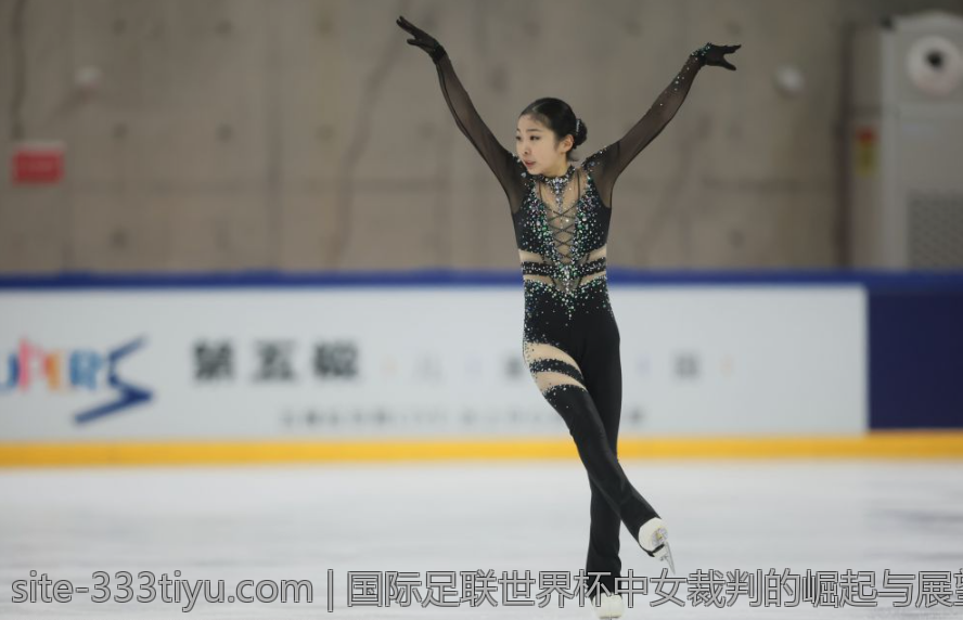 国际足联世界杯中女裁判的崛起与展望